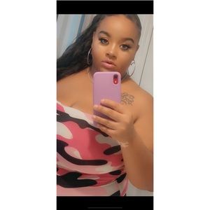 Meet your Posher, Raelinda